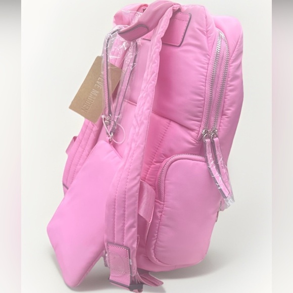 NEW Steve Madden Large Backpack Fondant Pink with Detachable Pouch Wristlet - Picture 9 of 11